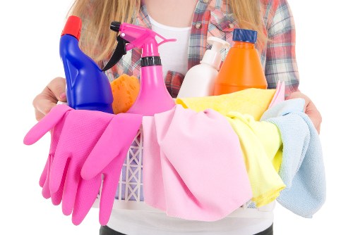 Move-out cleaning service for Docklands tenants and landlords